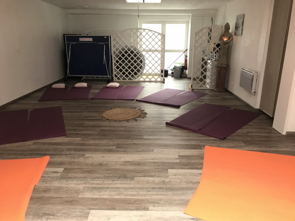 SalleA8stagedeYoga SalleA8stagedeYoga